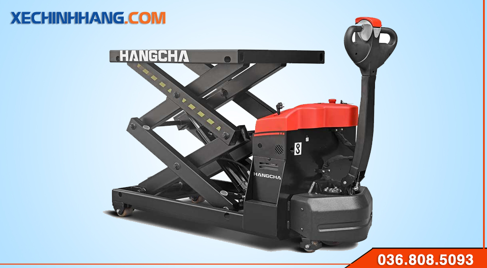 Phía sau xe bàn nâng điện 2 tấn