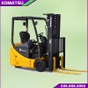 Xe nang dien Komatsu 1.5 tan AM50 4