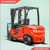 Xe nâng dầu 5 tấn