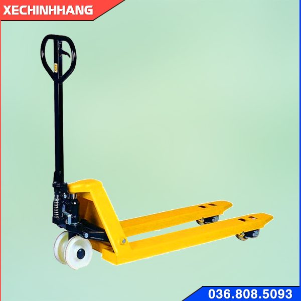 Xe nâng tay cơ 5 tấn
