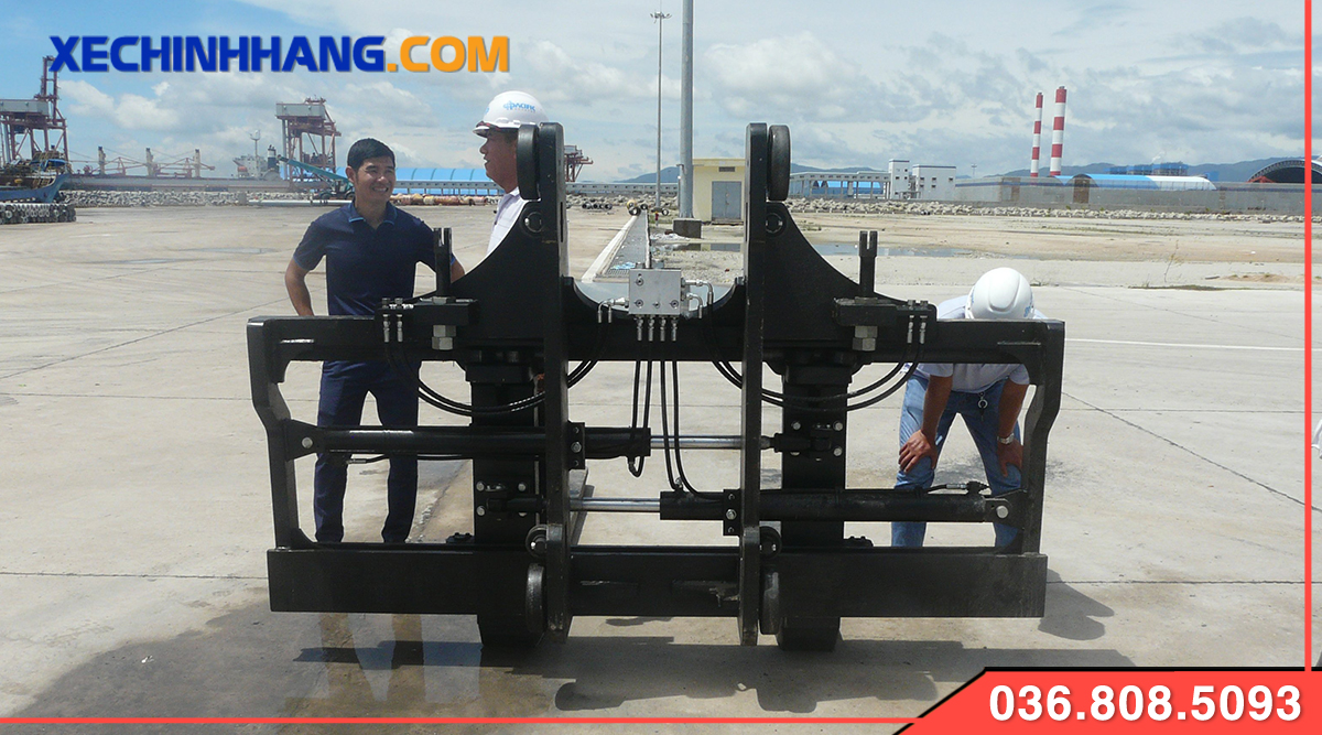 Giá xe nâng dầu desel 16 tấn