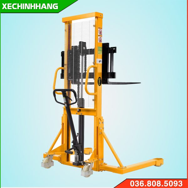 Xe nâng tay cao 2m bánh háng rộng