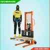 xe nang tay cao 2 tan pallet 2 mat