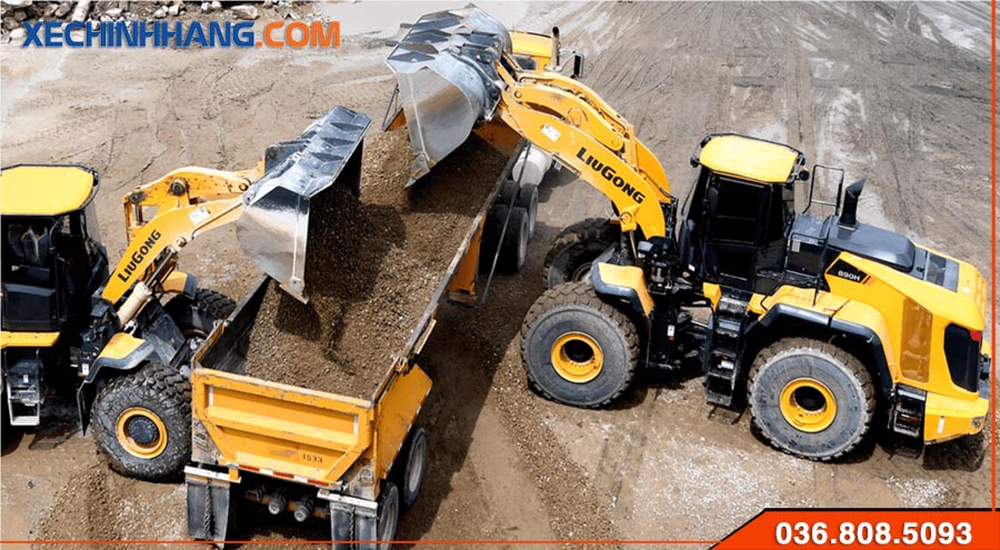 Cận cảnh máy Liugong 890H gầm 5.4 m3 làm việc