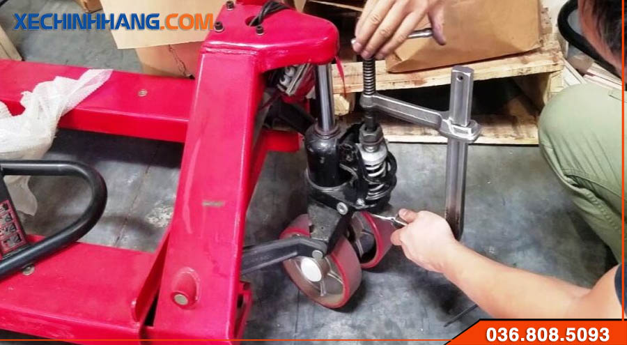 Sửa xe nâng tay tại nhà
