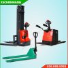 Xe nâng tay cũ 1 tấn