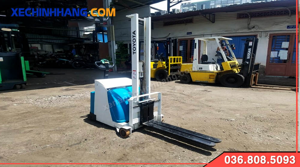 Xe nâng tay cũ 1 tấn Pallet stacker