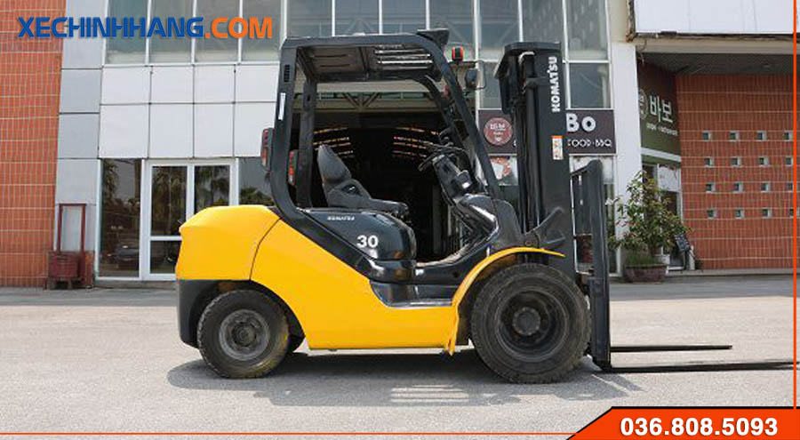 Xe nâng cũ 3 tấn Komatsu FD30-17
