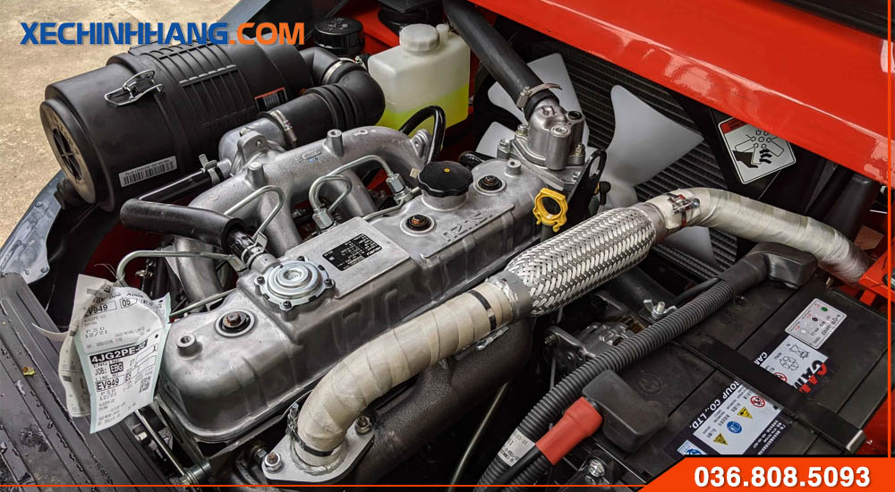Động cơ C240 trên xe nâng dầu 2.5 tấn