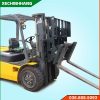 Xe nâng gật gù