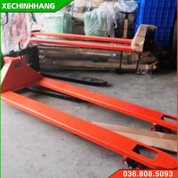 Xe nâng tay càng dài 2m