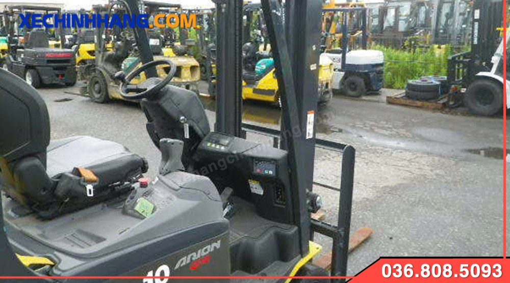 ban xe nang komatsu 1 tan cu