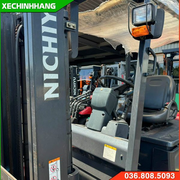 xe nâng điện 2.5 tấn Nichiyu cũ