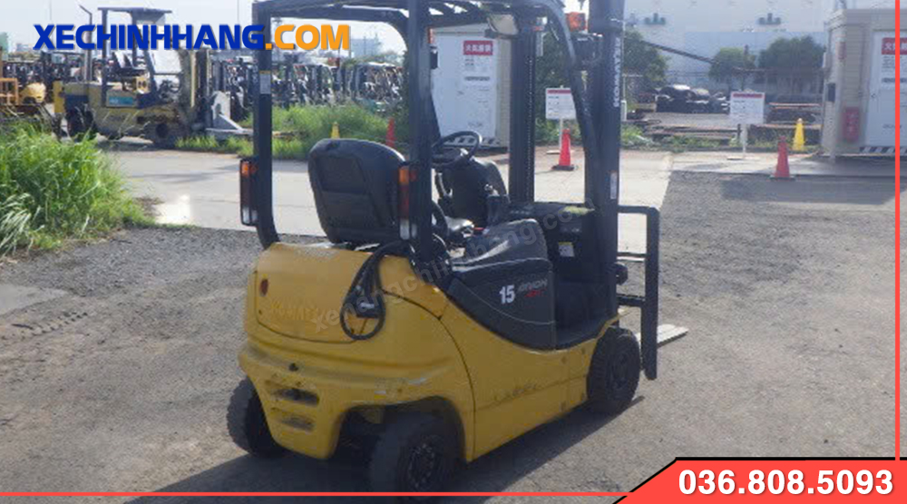 Xe nâng điện cũ 1.5 tấn Komatsu mới 90%