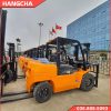 Bàn giao 10 xe nâng dầu 4 tấn