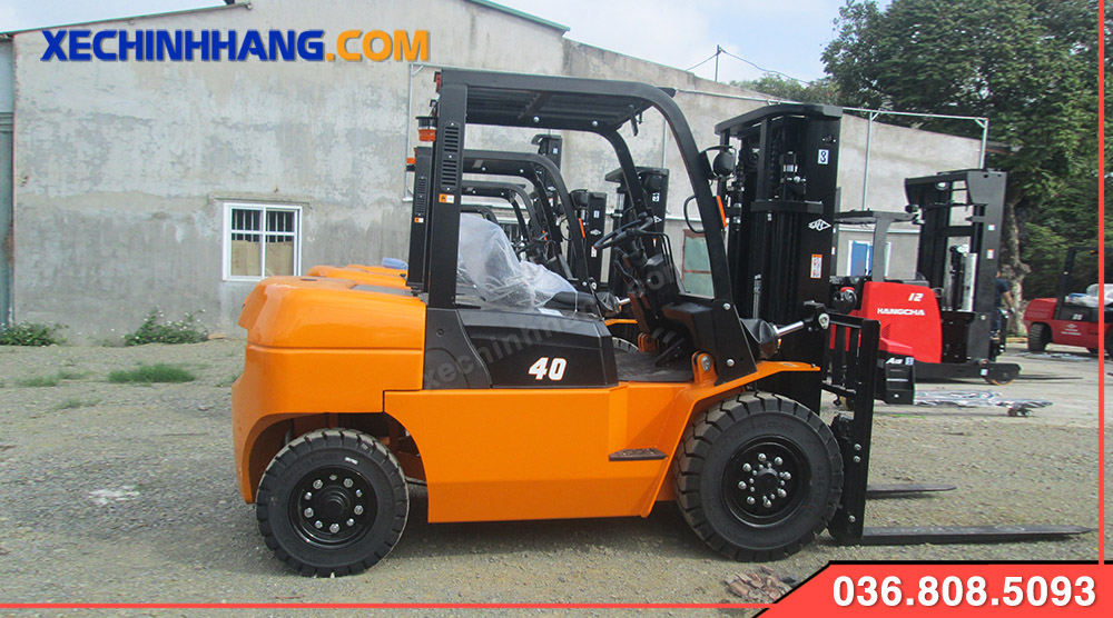 Ngoại hình xe nâng dầu 4 tấn