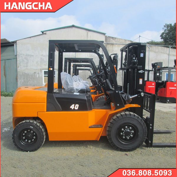 Xe nâng dầu 4 tấn Hangcha